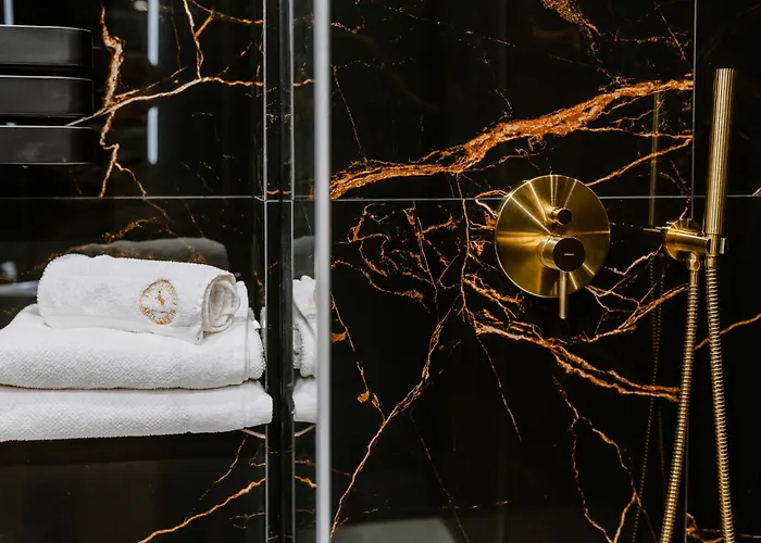 Arte Reduta 91 Garaz Faktura Vat Lägenhet Lublin